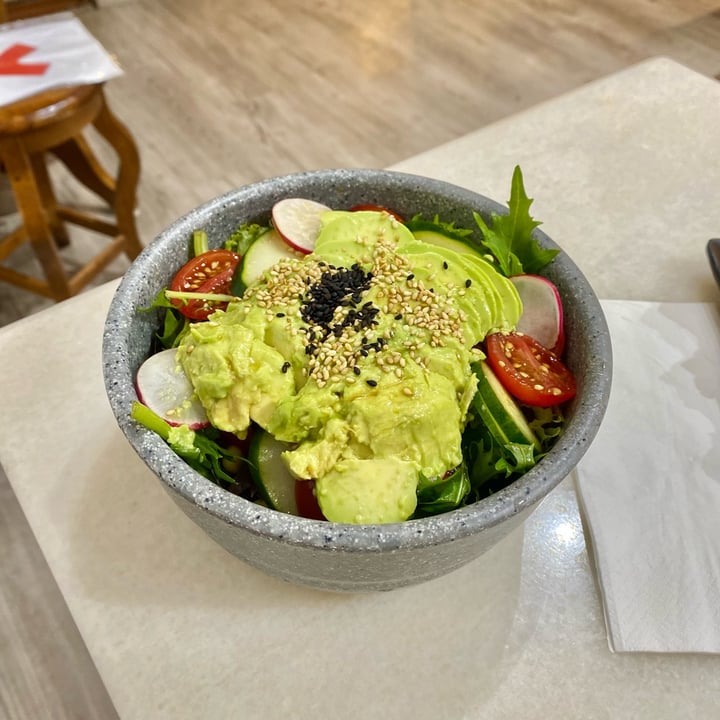 photo of Lucky Cat Avocado Salad With Yuzu Ponzu Dressing shared by @summerong on  05 Nov 2021 - review