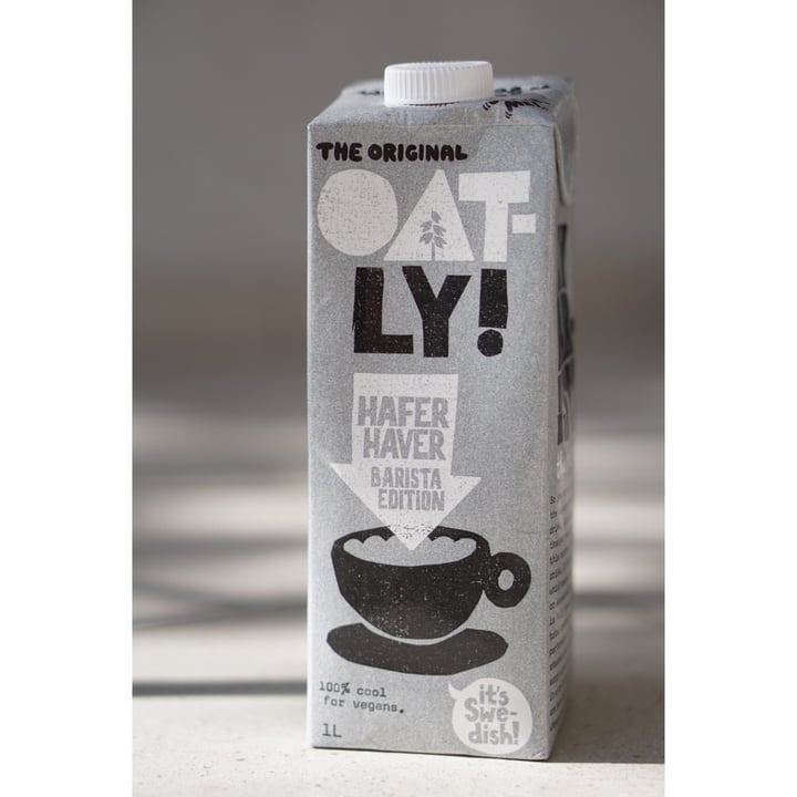 review photo of Oatly Oat Drink Barista Edition shared by @judihe on 12 May 2019 - review