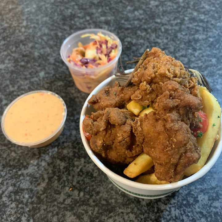 photo of The Vegan Chef Midrand Southern Fried Chicken, chips and coleslaw shared by @fitnish on  25 Jul 2021 - review