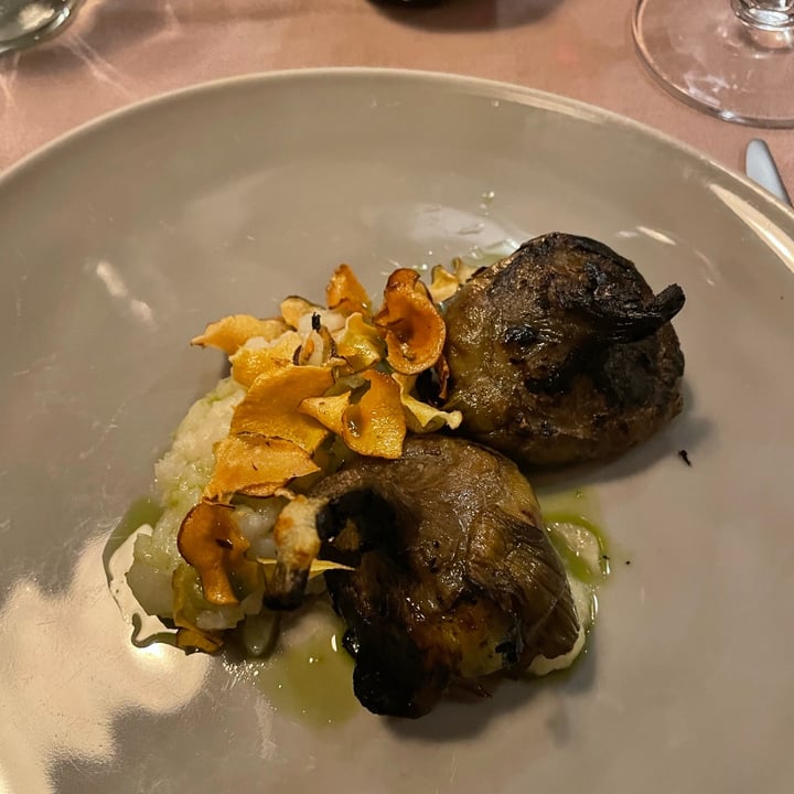 photo of bottega lucia Carciofi Arrosto Ripieni Di Patate E Topinambur shared by @valeriadelrio on  31 Mar 2022 - review