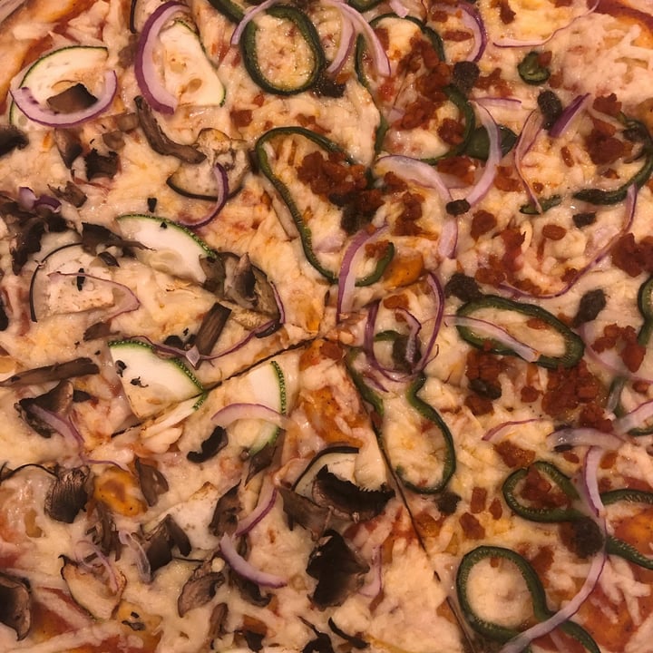 photo of Jonny Como Pizza Pizza Mexicana/Jonny shared by @izaskunquilez on  13 Sep 2021 - review