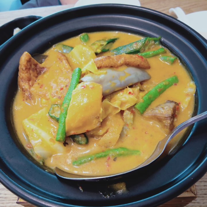 photo of Green BA Asian Curry Claypot Set shared by @veganspicegirl on  28 Jun 2022 - review