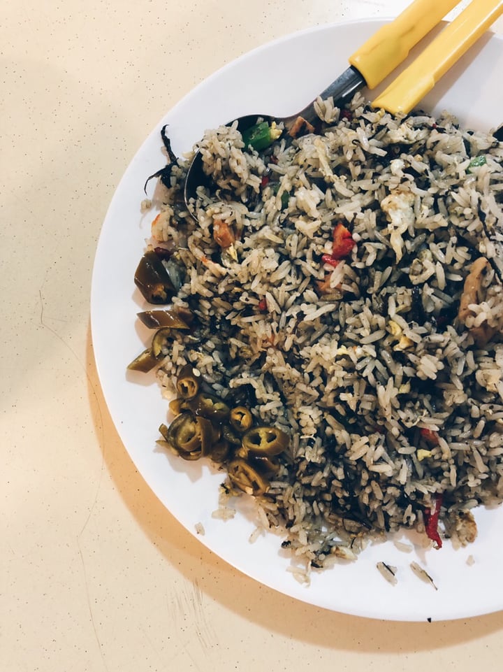 photo of Tanaka Vegetarian (田中素食） Olive Fried Rice shared by @consciouscookieee on  09 May 2019 - review