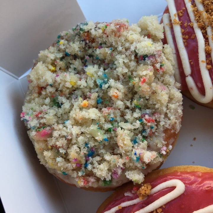 photo of Beechwood Doughnuts Birthday cake doughnut shared by @scottofsherwood on  17 Feb 2020 - review