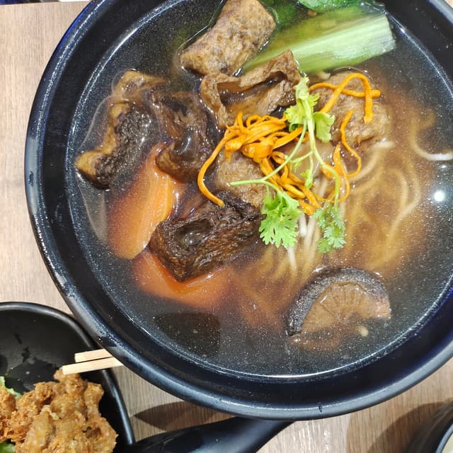 菜肴“Angelica herbal noodles”的照片