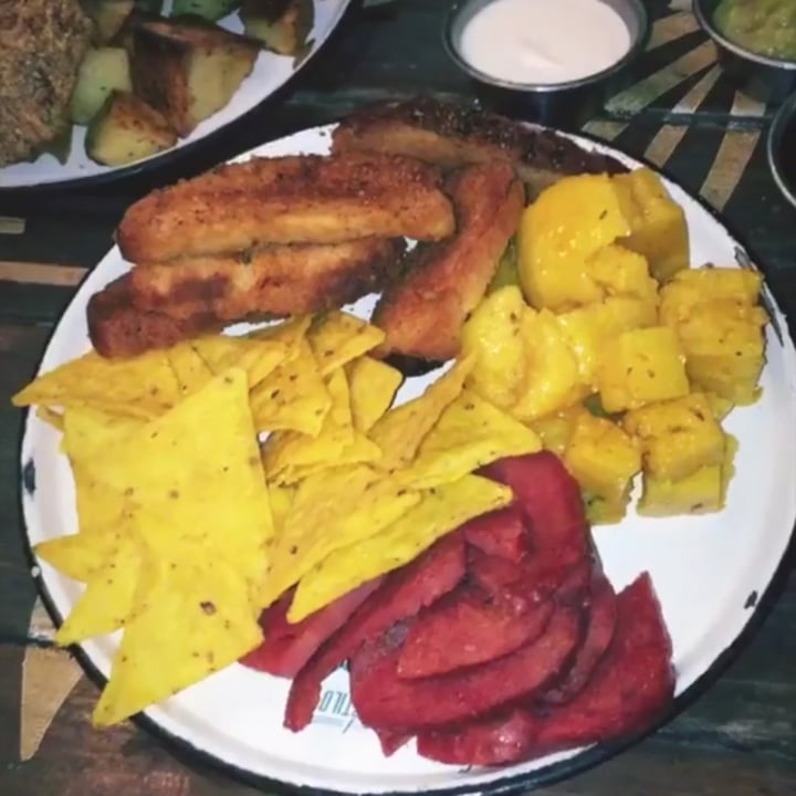 review photo of Estilo Veggie Tapeo Isla Paraiso shared by @cintiachacon on 22 May 2020 - review