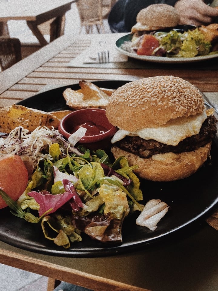 photo of bodhigreen Vegetariano "Vurguer" Hippie Dream shared by @elenaagoomez on  07 Jan 2020 - review