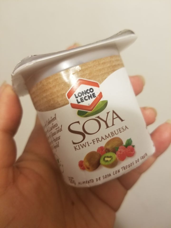 photo of Lonco Leche Soya Kiwi Frambuesa Yogurt shared by @beckyisvegan on  02 Mar 2020 - review