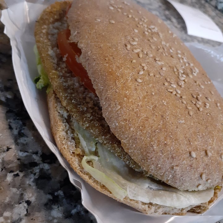 photo of GOPAL Orgánico & Natural Sándwich De Seitan shared by @morenagonzalez04 on  15 Jan 2021 - review