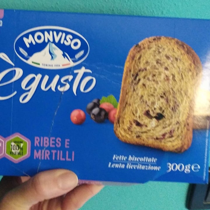 photo of Monviso Fette biscottate con ribes e mirtilli shared by @rositarm on  29 Jan 2023 - review