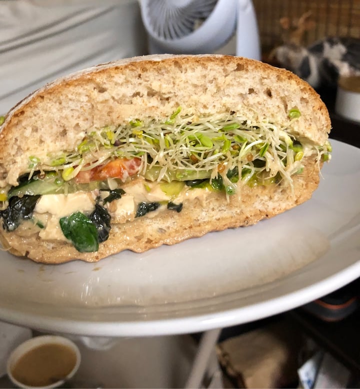 photo of Peace Cafe Popeye Sandwich shared by @alohaanimalsanctuary on  20 Nov 2020 - review