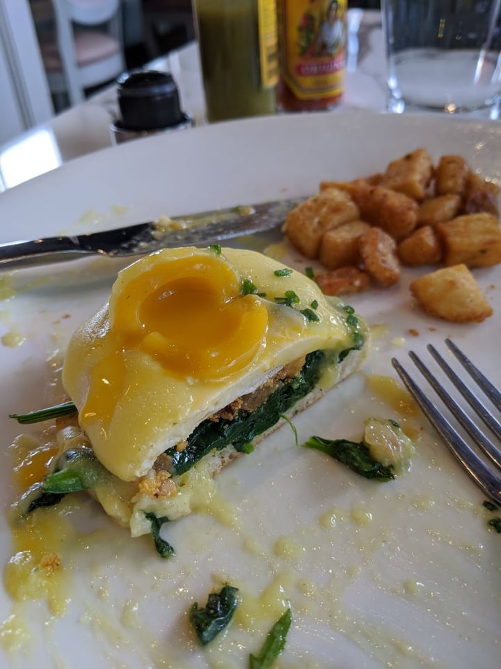 review photo of Evviva Breakfast and Lunch Vegan Benedict shared by @reubensandwich on 05 Feb 2020 - review