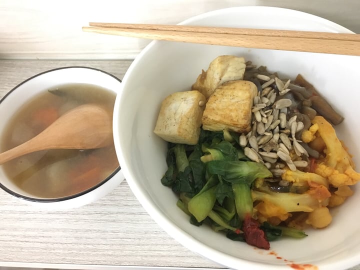 review photo of Simple Lifestyle Healthy Vegetarian Cafe Vegan Buddha Bowl shared by @ladyv on 03 Apr 2019 - review