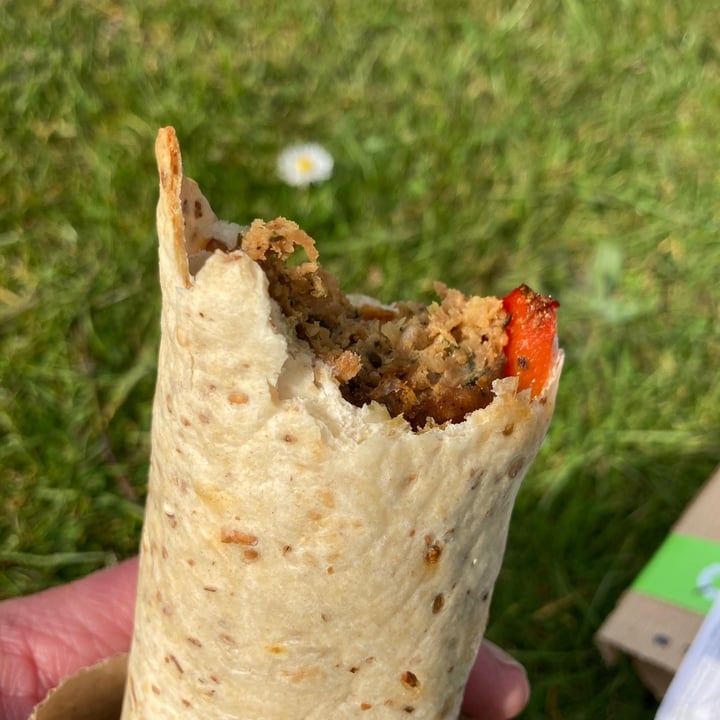 photo of Pret A Manger Meatless Meatball Hot Wrap shared by @jontr on  18 Apr 2021 - review
