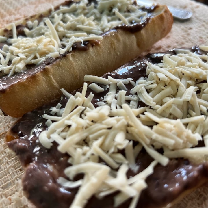 review photo of Leaf Queso Vegano Imitación Fondue shared by @miriampef on 24 Jun 2022 - review