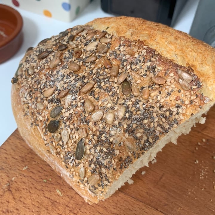 photo of The fat batard Seeded White Sourdough shared by @lillycarvalho on  13 Jul 2021 - review