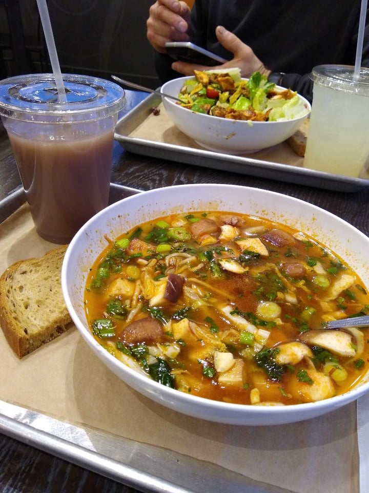 review photo of CoreLife Eatery Sriracha Ginger Tofu & Ancient Grains Bowl shared by @mira1122 on 14 Dec 2019 - review