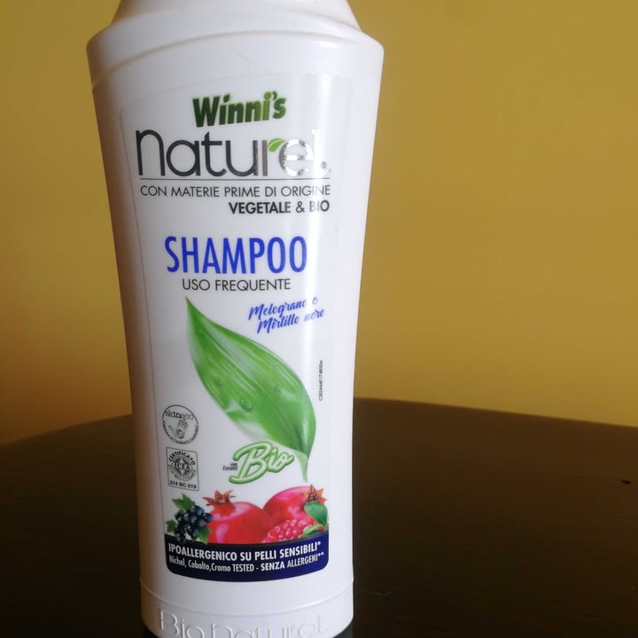 photo of Winni's pavimenti Shampoo shared by @marvino on  23 Apr 2021 - review