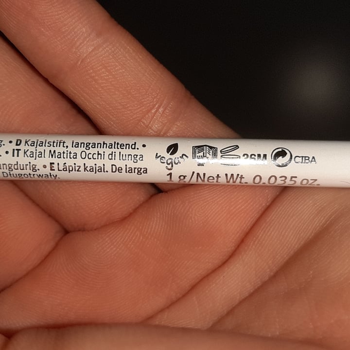 review photo of Essence Cosmetics Kajal pencil eyeliner white shared by @sofiabianco on 16 Jan 2022 - review