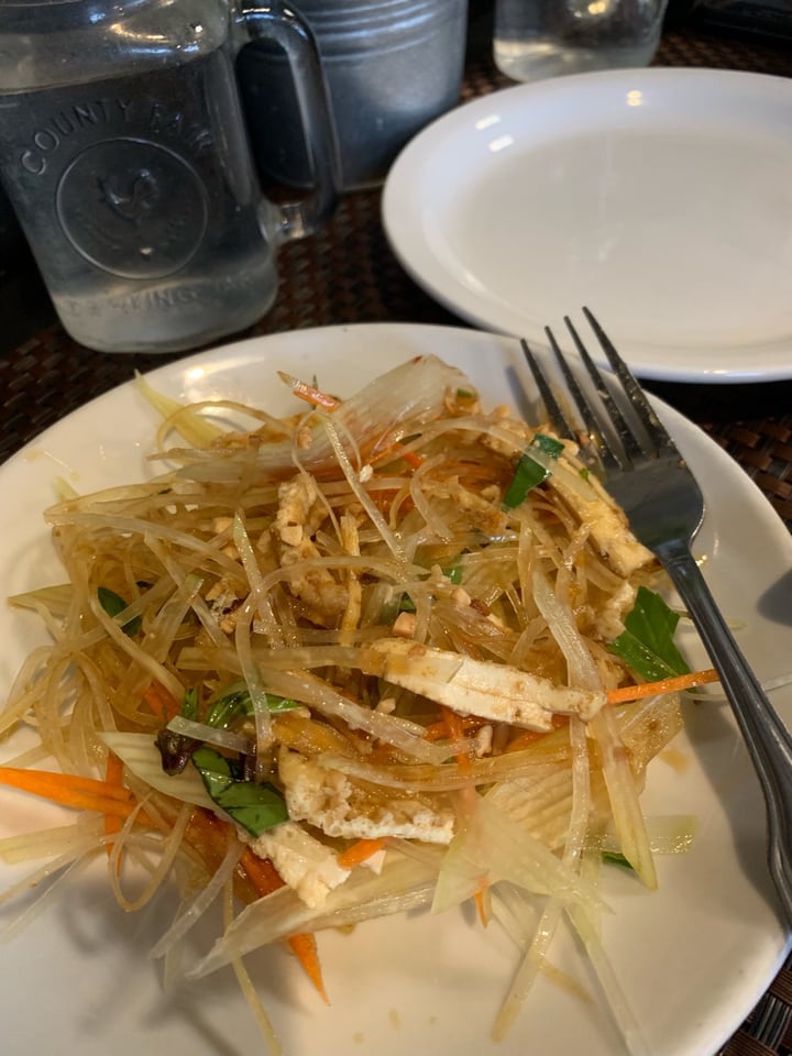 photo of The Green Barn Restaurant Papaya Salad shared by @thenutritionprof on  25 Feb 2019 - review