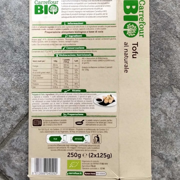 photo of Carrefour Bio Tofu al naturale shared by @noee5 on  01 Sep 2022 - review