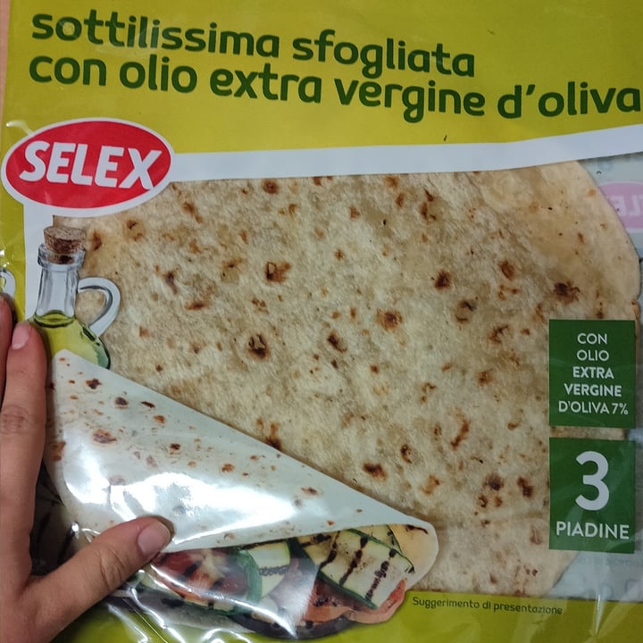 photo of Selex Piadina sottilissima sfogliata con olio extra vergine d'oliva shared by @nadioski on  04 Jan 2022 - review