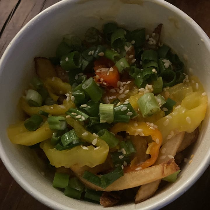 photo of Fresh on Bloor Dragon Fries shared by @shlumpadinka on  07 Jan 2023 - review