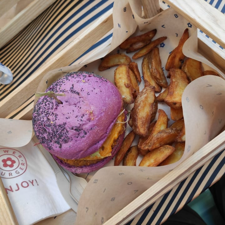 photo of Flower Burger Cherry Bomb shared by @michellev24 on  15 Oct 2021 - review