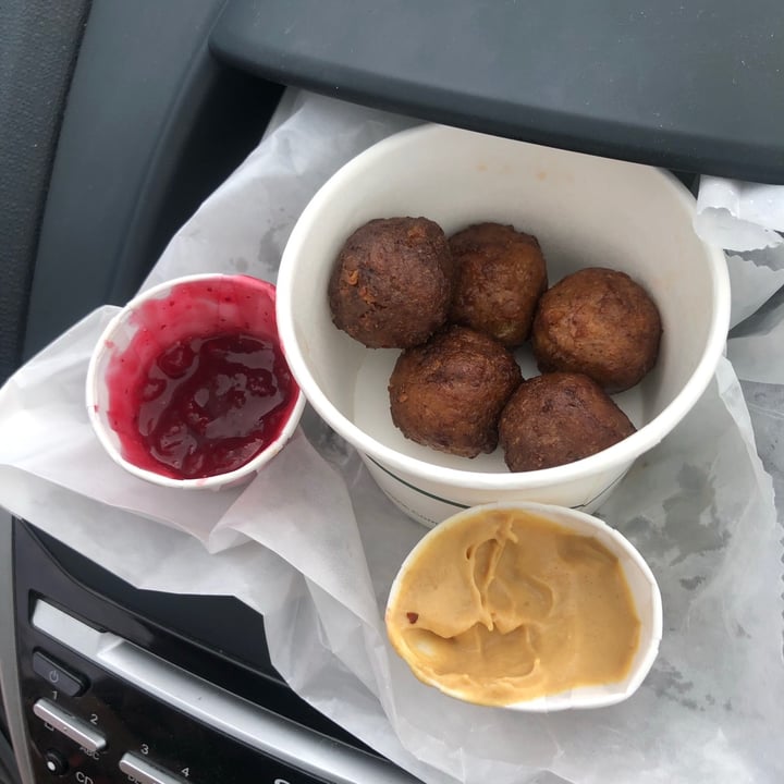 review photo of Ikea Huvudroll Plant Balls shared by @bethanybee on 13 Sep 2020 - review