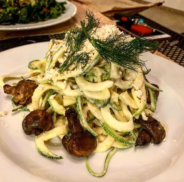 Foto del piatto “Zucchini Alfredo”