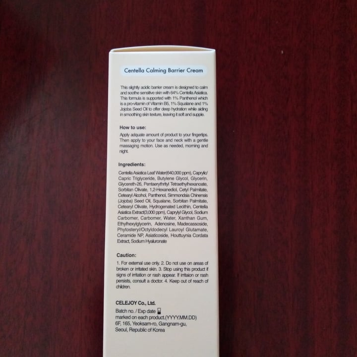 photo of Barr Centella calming barrier cream shared by @llucia on  11 Aug 2022 - review