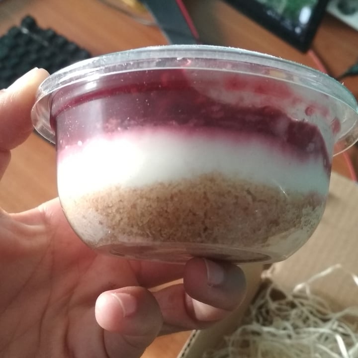 review photo of Vegasauria Cheesefake con Frutos Rojos shared by @movegwen on 21 Oct 2020 - review