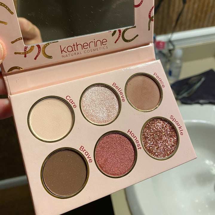 photo of Katherine’s Girl eye shadow shared by @bekster63 on  25 Jul 2022 - review