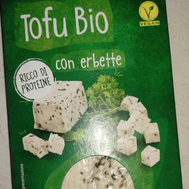 photo of Vemondo  tofu alle erbette shared by @chiaragnese on  19 Oct 2022 - review