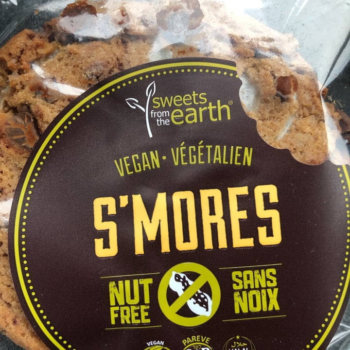 photo of Sweets from the Earth S’mores Cookie shared by @sueprozak on  10 Dec 2022 - review
