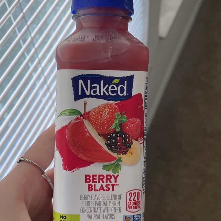 photo of Naked Juice Berry Blast shared by @cailyntoro on  30 Nov 2021 - review