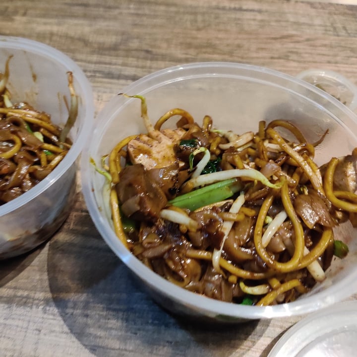 photo of No Monkey Business Original Char Kway Teow shared by @fourdollars on  03 Dec 2020 - review