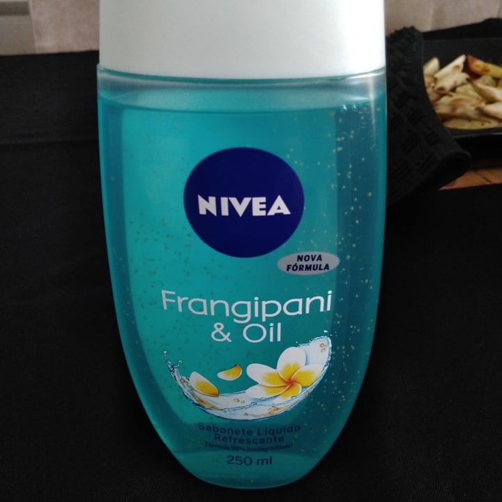 photo of Nivea sabonete líquido frangipani shared by @silverdri on  09 May 2022 - review