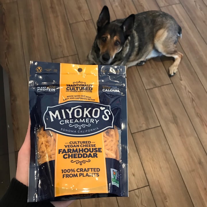 photo of Miyoko's Creamery Cultured Vegan Cheddar Cheese Shreds shared by @mallory17 on  17 Dec 2020 - review