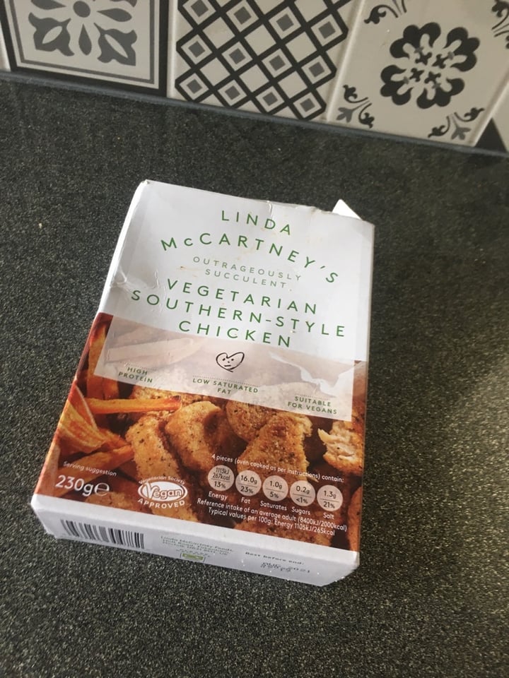 photo of Linda McCartney's Vegetarian Southern-Style Chicken shared by @jessx on  13 Apr 2020 - review