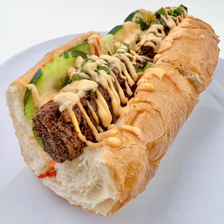 photo of Mama Dut Rybs Banh Mi shared by @pdxveg on  21 Dec 2021 - review