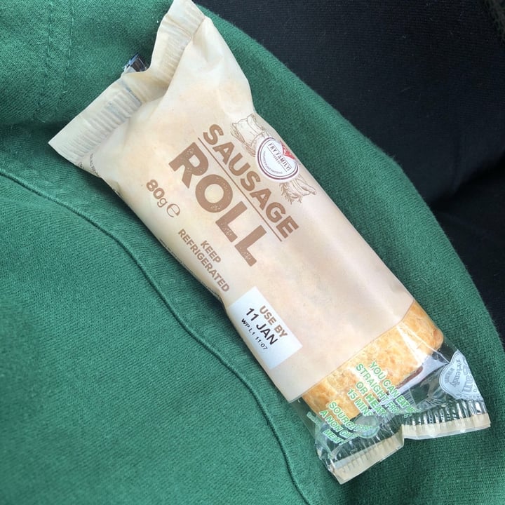 review photo of Fry's Family Food Sausage Rolls shared by @jgibveg on 31 Dec 2019 - review