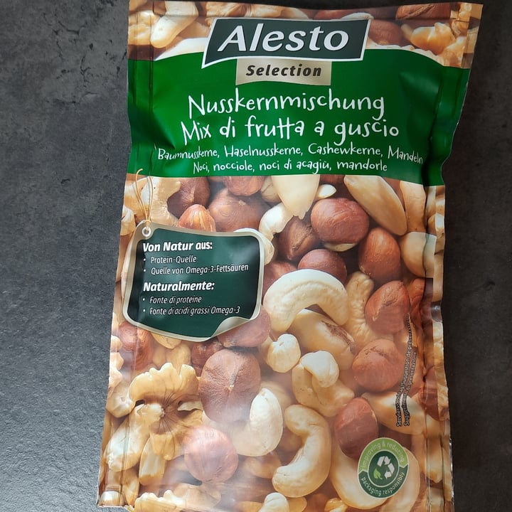 photo of Alesto Mix di frutta a guscio shared by @kristam on  13 Jun 2022 - review