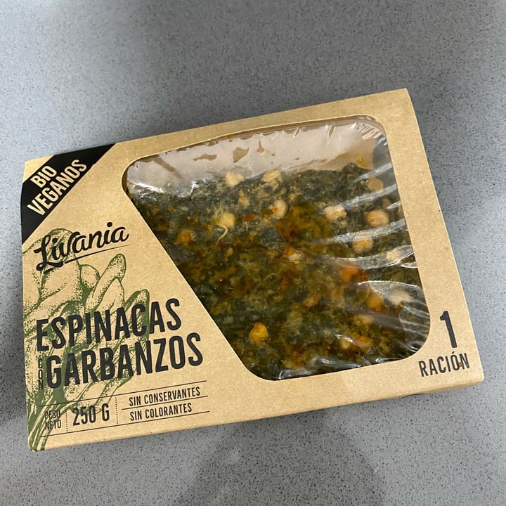 review photo of Livania Espinacas con garbanzos shared by @danagambini on 26 Feb 2022 - review