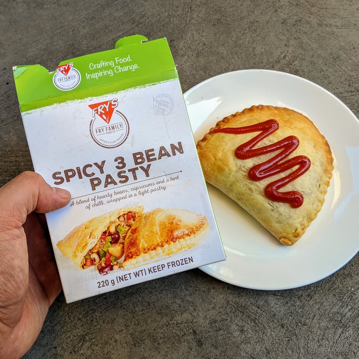 photo of Fry's Family Food Spicy 3 Bean Pasty shared by @hannibal on  24 Feb 2020 - review