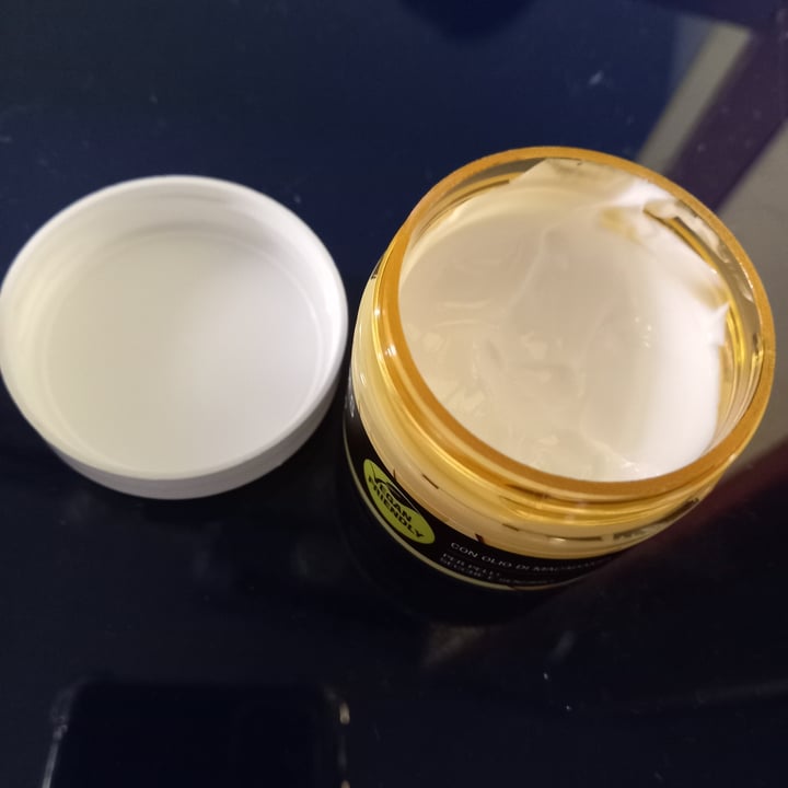 review photo of Cien Crema per il viso. Pelli Secchi E Sensibili shared by @lalessialeggieri on 20 Apr 2022 - review
