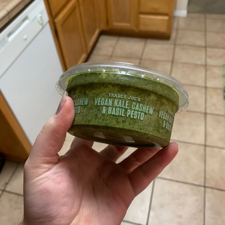 photo of Trader Joe's Vegan Kale, Cashew & Basil Pesto shared by @witchyvegan on  05 Jan 2020 - review
