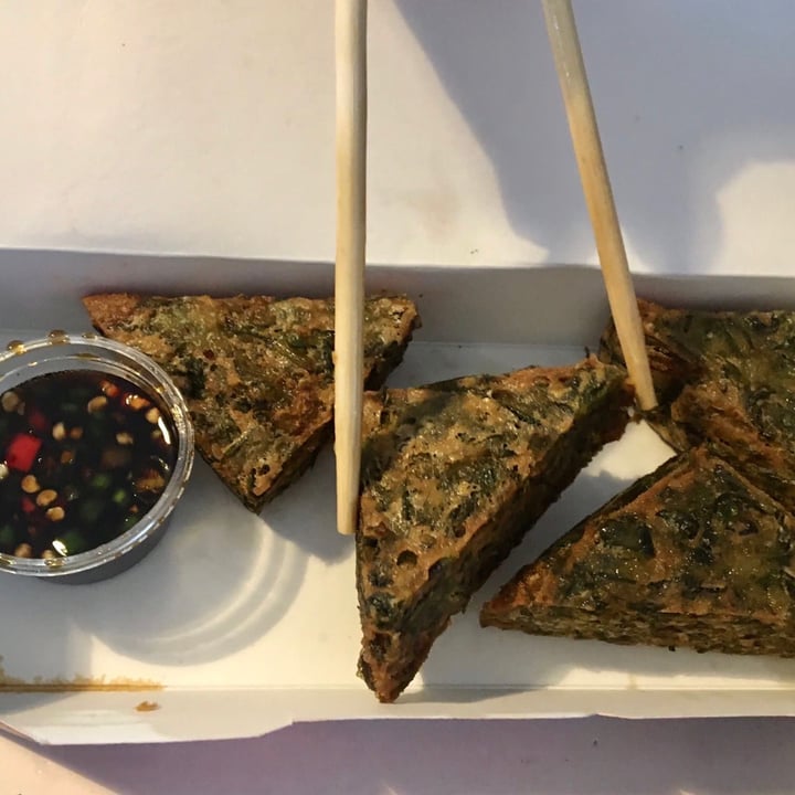photo of Simply Asia - Sunningdale Spinach dumplings shared by @derelectt on  26 Jun 2021 - review