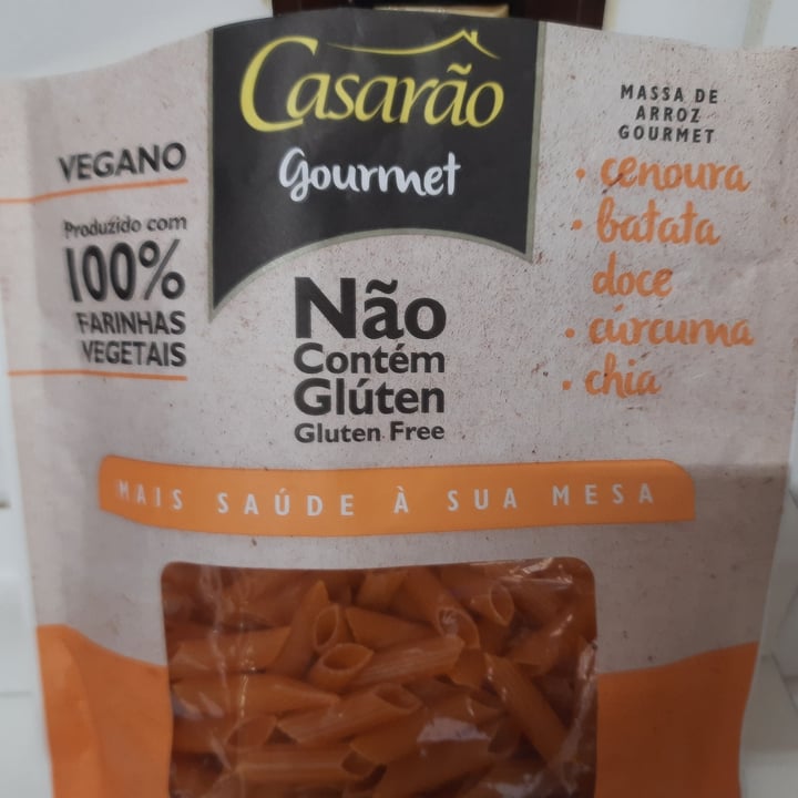 photo of Casarão Gourmet macarrão fusilli de cenoura, batata doce,  curcuma e chia shared by @janemonteiro on  16 Jun 2022 - review