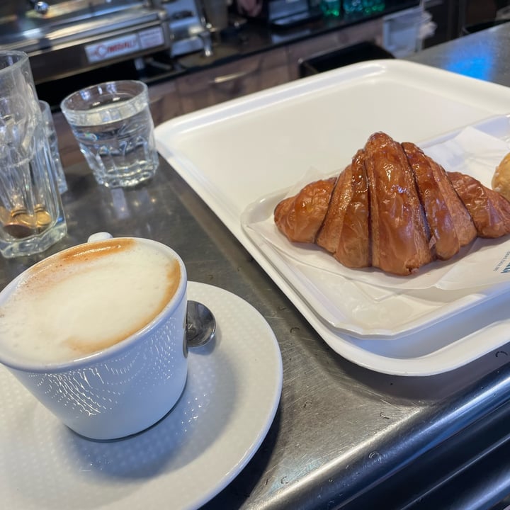 review photo of Sorelle Giordano Dolce shared by @francyromana on 28 Nov 2022 - review